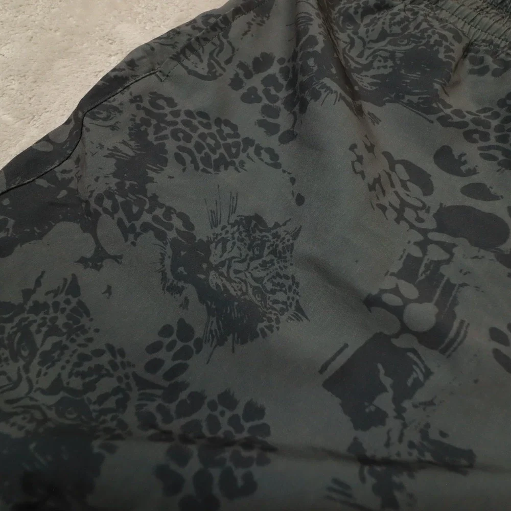 maamgic Grey Leopard Jungle Print Swim Trunks Lined Shorts size XL Beach Resort‎